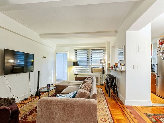 4th image of 110 W 86th St APT 6E