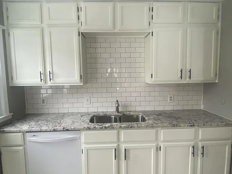 632 7th Ave S — Photo 2