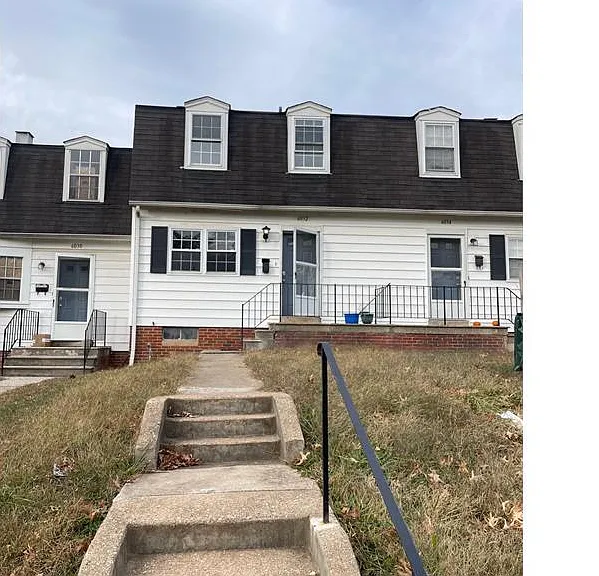 6099 Marquette Rd — Photo 2
