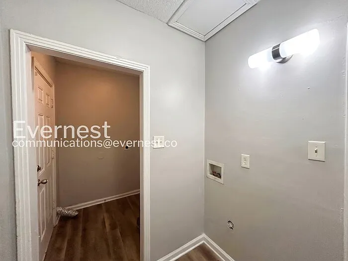 362 Hewlett Rd — Photo 16