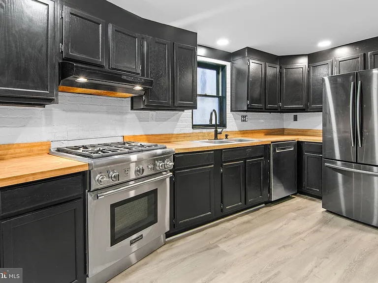 808 E Fort Ave — Photo 13