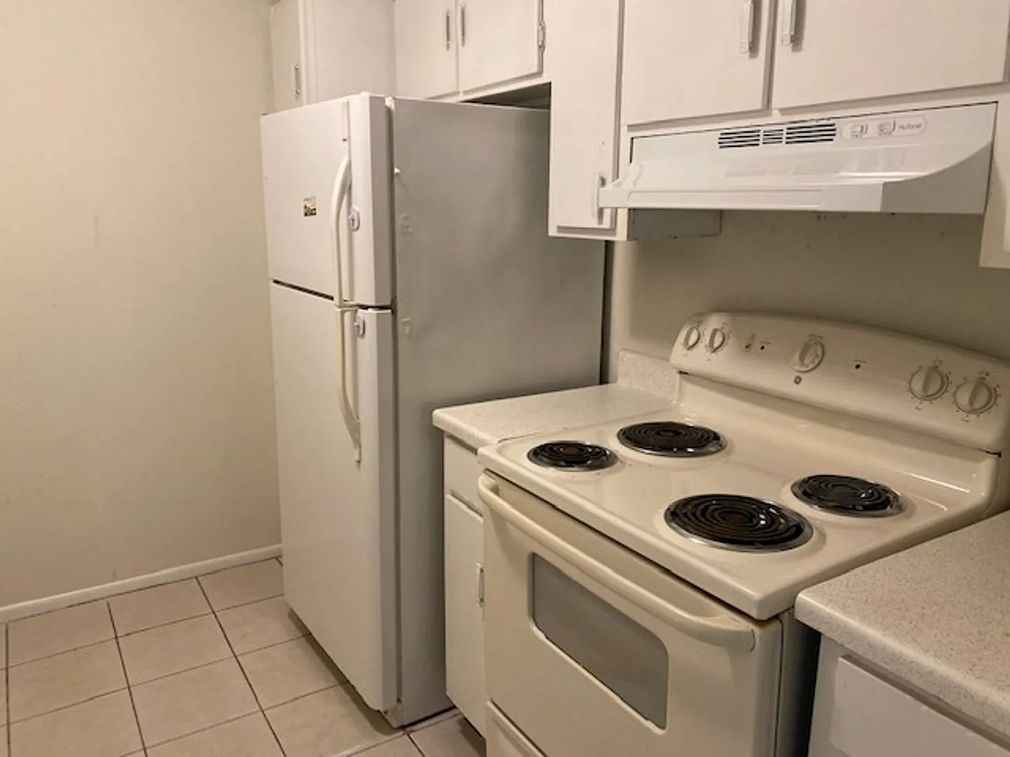 Altamonte Springs 2 Bedroom 2 Bath 2nd Floor Condo! — Photo 2