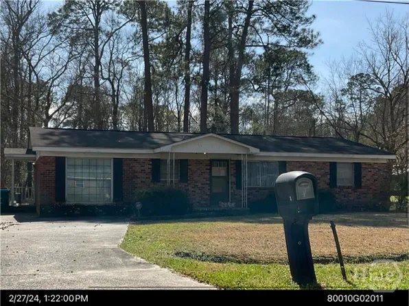 3 Michael Avenue, Bloomingdale, GA 31302