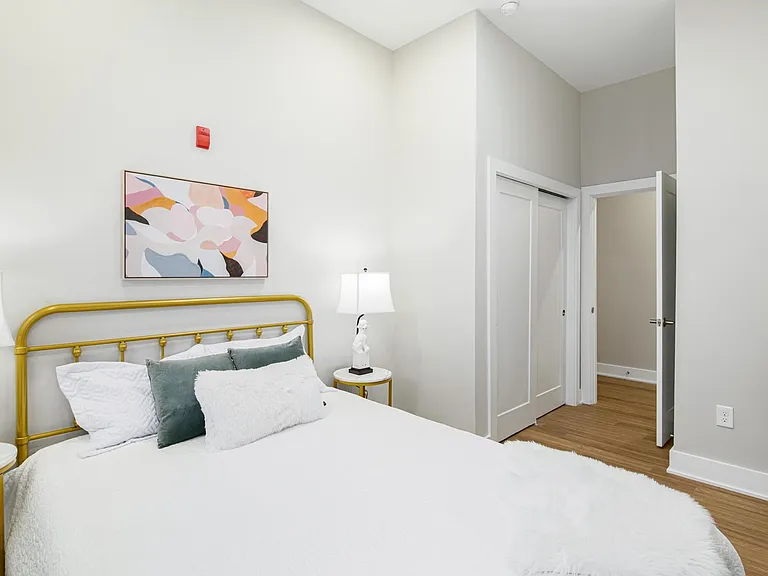 3915 Ridge Ave #201 — Photo 15
