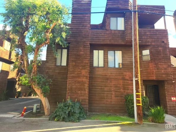 700 New Stine Rd APT 10, Bakersfield, CA 93309