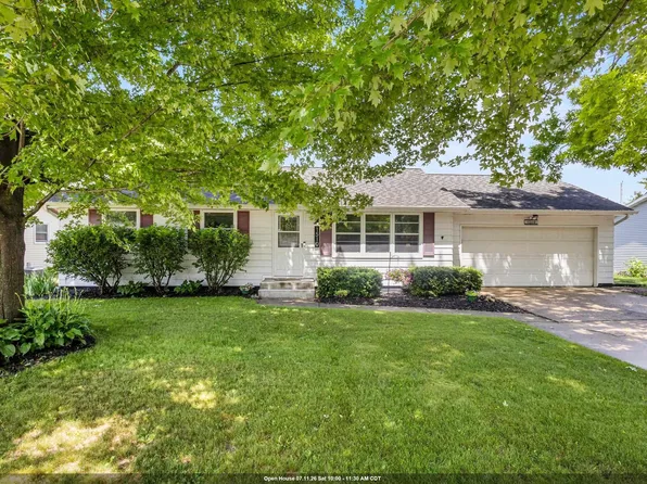 1510 Lindale Ln, Green Bay, WI 54313