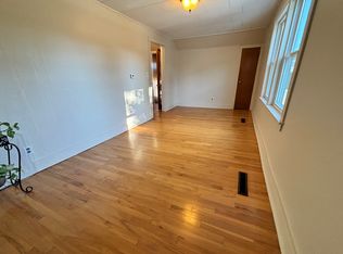 118 S Main St APT 3, Waterbury, VT 05676