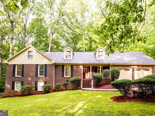 45 Mountain Creek Trl, Social Circle, GA 30025
