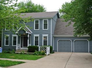 7808 W 115th St, Overland Park, KS 66210