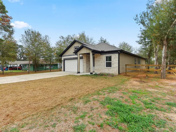 708 Azalea St, Prairie View, TX 77484