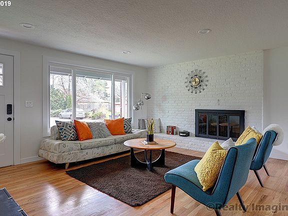 2nd image of 10811 SE 73rd Ct