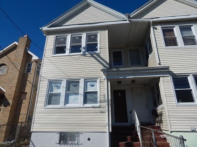 1st image of 107TH Ave #1
