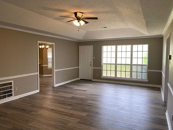 5th image of 358 Southwind Dr