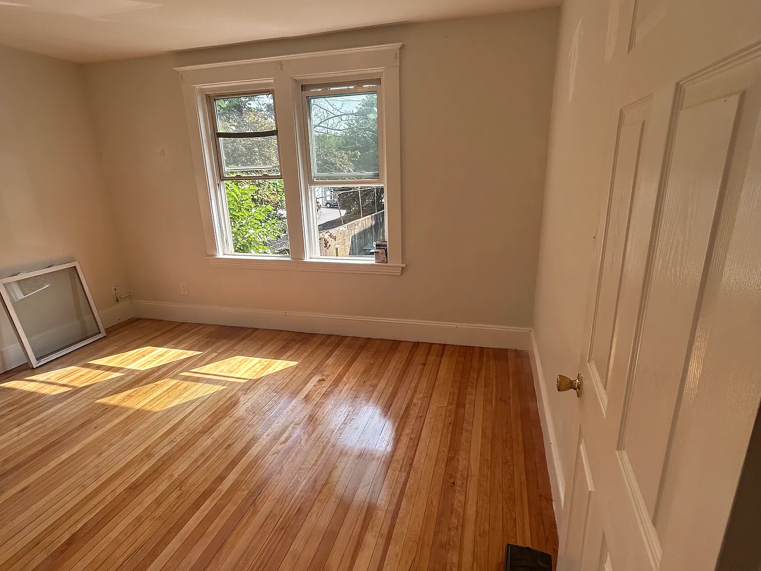3 bed, 1000 sqft, $2,900 — Photo 4