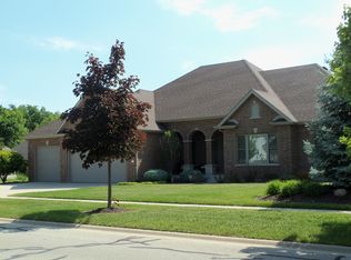 1631 Waterview Dr, Morris, IL 60450