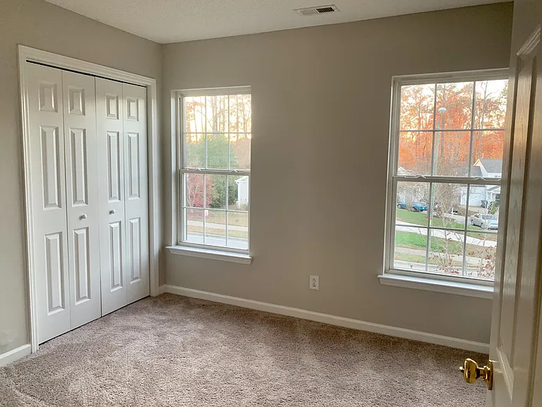207 Evening Star Dr — Photo 9