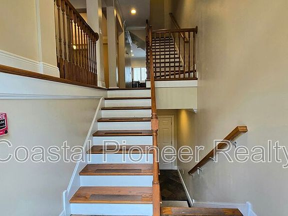 4th image of 1001 S Rome Ave Unit 3