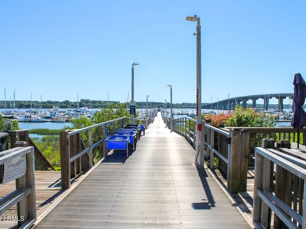 10 Mariners Ct, Pt Royal, SC 29935