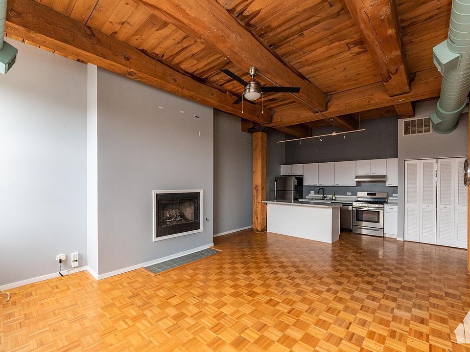 1st image of 4745 N Ravenswood Ave APT 305