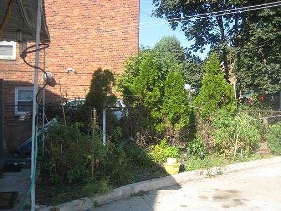 5th image of 8467 126th St