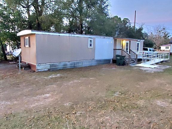 3rd image of 107 Chandler Ave