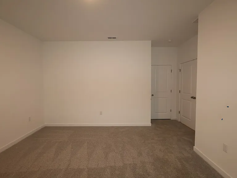 43 Basswood St — Photo 7
