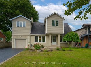 60 Aragon Ave, Toronto, ON M1T1X9