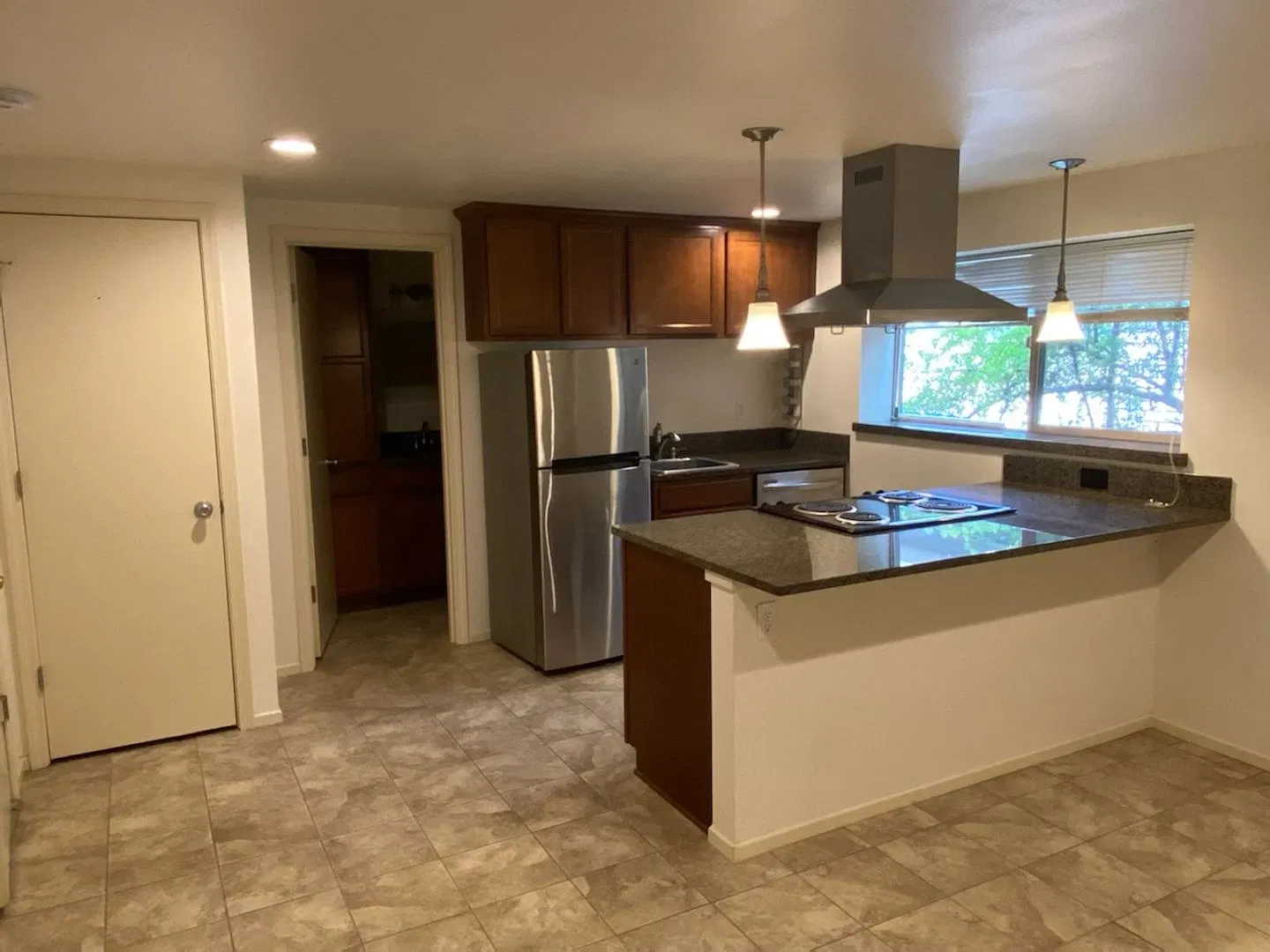 Interbay Quad Apartments — Photo 2