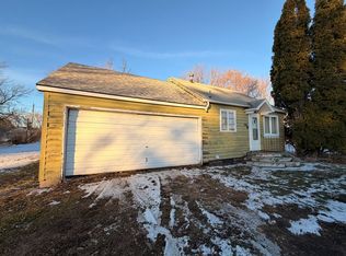 156 N Elm St, Rockwell City, IA 50579