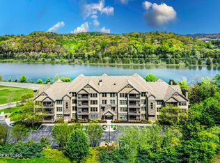 315 Centennial Bluff Blvd, Oak Ridge, TN 37830