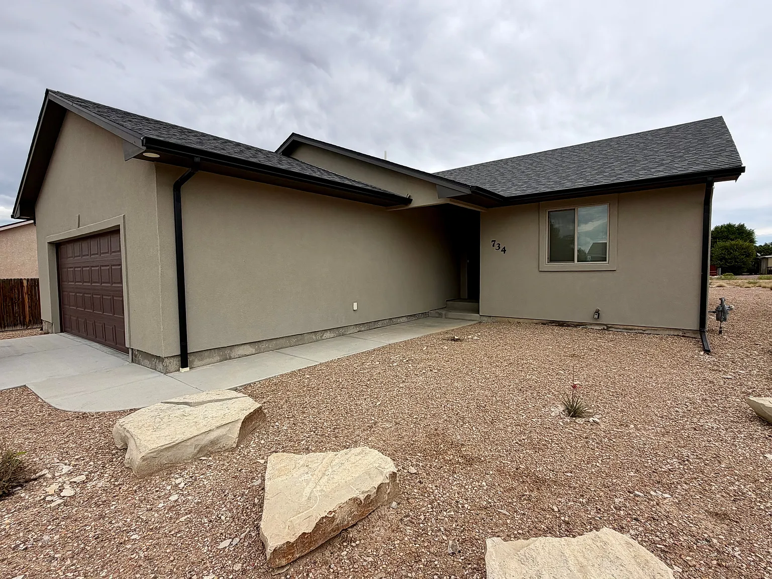 3 bed, 2.0 bath, 1507 sqft, $2,450 — Photo 2