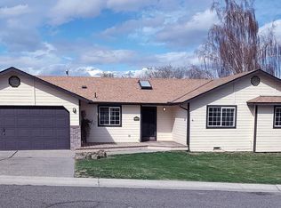 305 Lacey Ave, Selah, WA