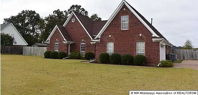 1st image of 5473 Doe Ln