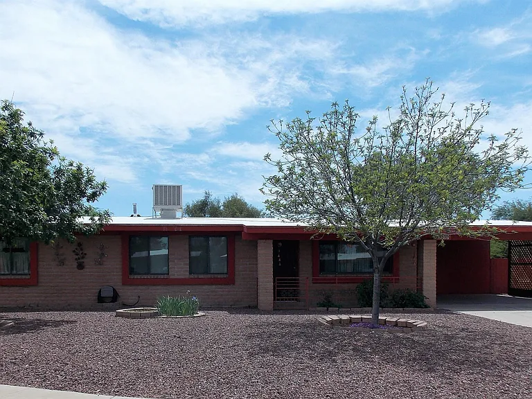 2351 W Placita Algodon — Photo 1