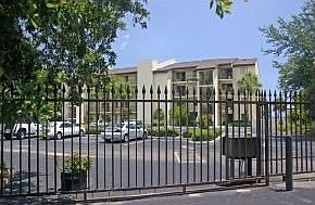 3rd image of 1480 Roosevelt Ave APT 205