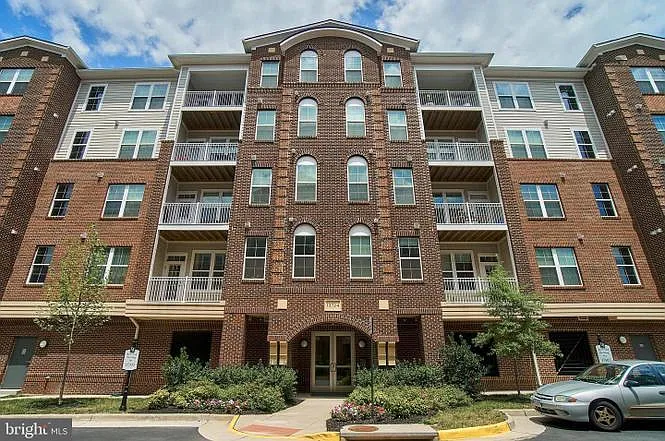 13724 Neil Armstrong Ave #508 — Photo 6