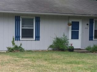 1312 Maple Ln, Lawrence, KS 66044