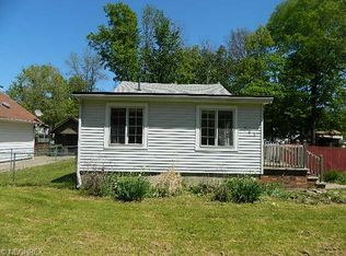 723 E 344th St, Eastlake, OH 44095