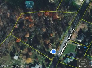 1646 Summit Lake Rd, Clarks Summit, PA 18411