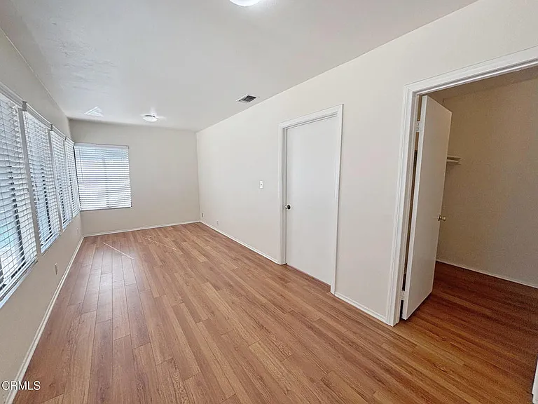 210 W Woodruff Ave — Photo 20