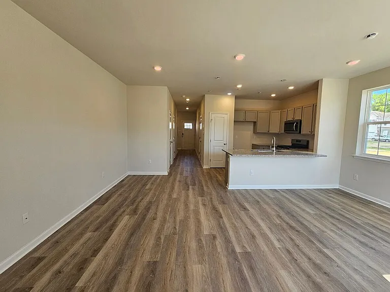 44 Elliot Ln — Photo 16