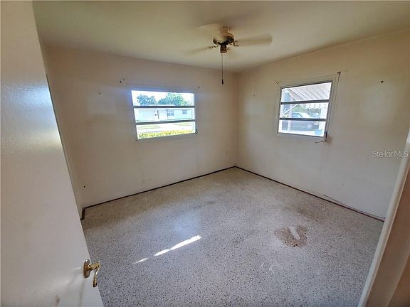 5th image of 5240 100th Ave N