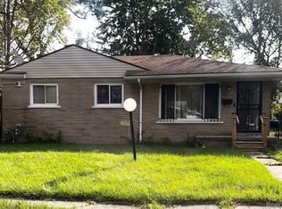 6702 Cranwood Dr, Flint, MI 48505