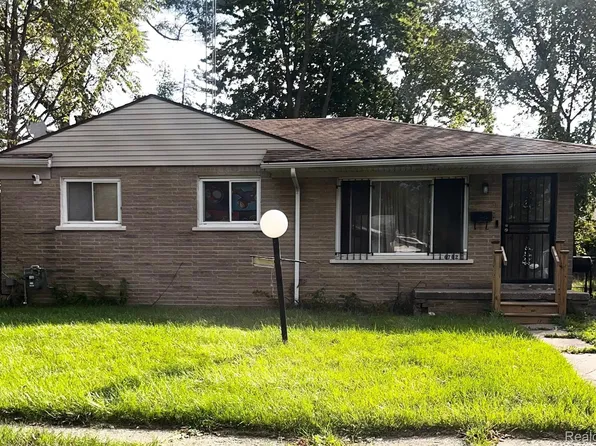 6702 Cranwood Dr, Flint, MI 48505