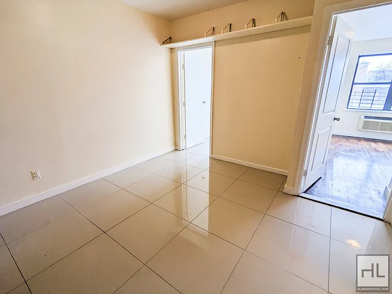 415 Gates Ave #4-F — Photo 5