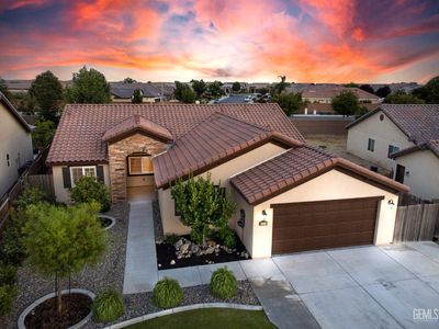 9029 Midnight Creek Way, Bakersfield, CA, 93311