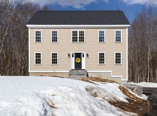 41 Martin Rd, Douglas, MA 01516