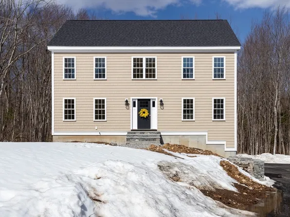 41 Martin Rd, Douglas, MA 01516