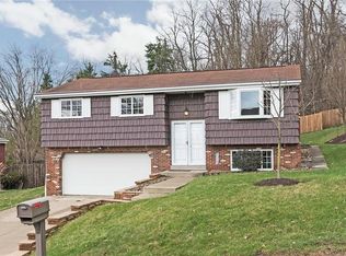 319 Jo Ann Dr, West Mifflin, PA 15122