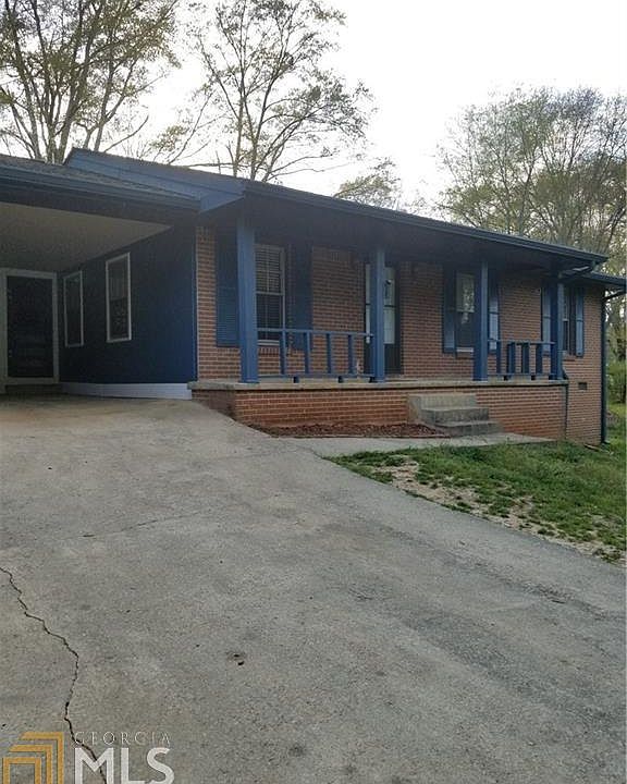 1st image of 385 Greenwood Dr